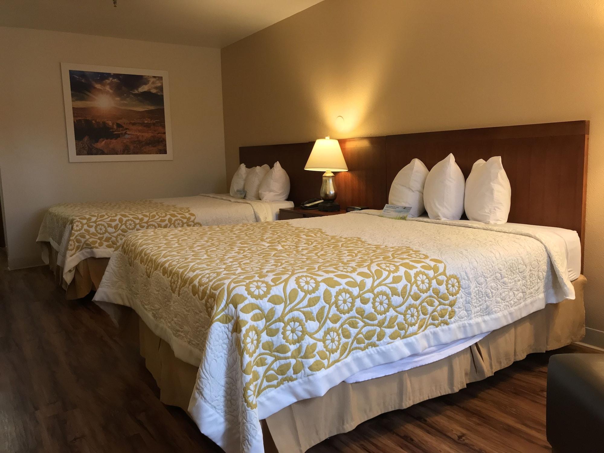 Days Inn By Wyndham Taos Eksteriør billede