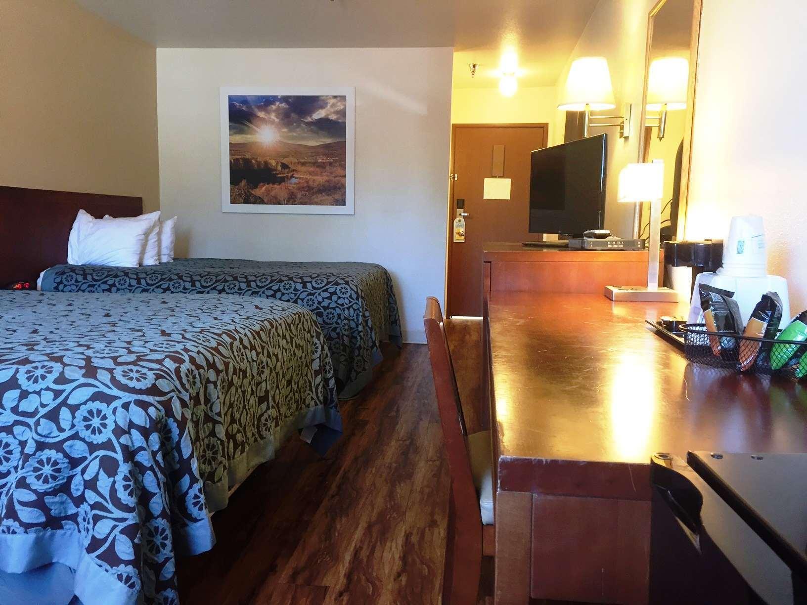 Days Inn By Wyndham Taos Eksteriør billede