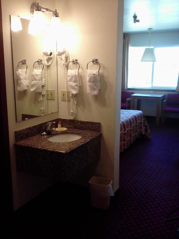 Days Inn By Wyndham Taos Eksteriør billede