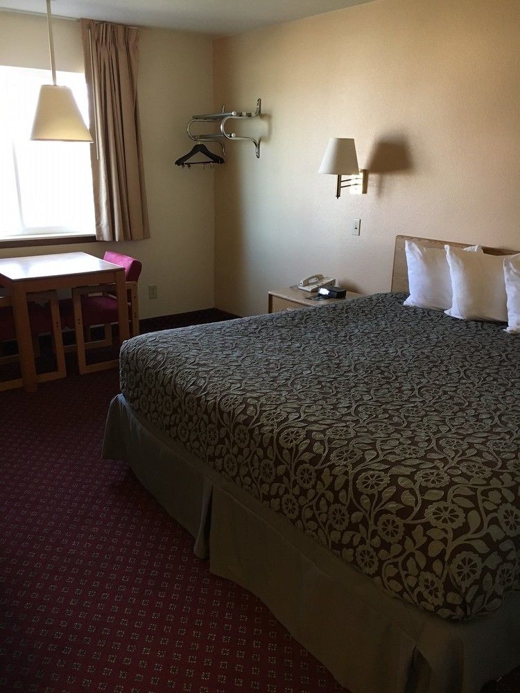 Days Inn By Wyndham Taos Eksteriør billede