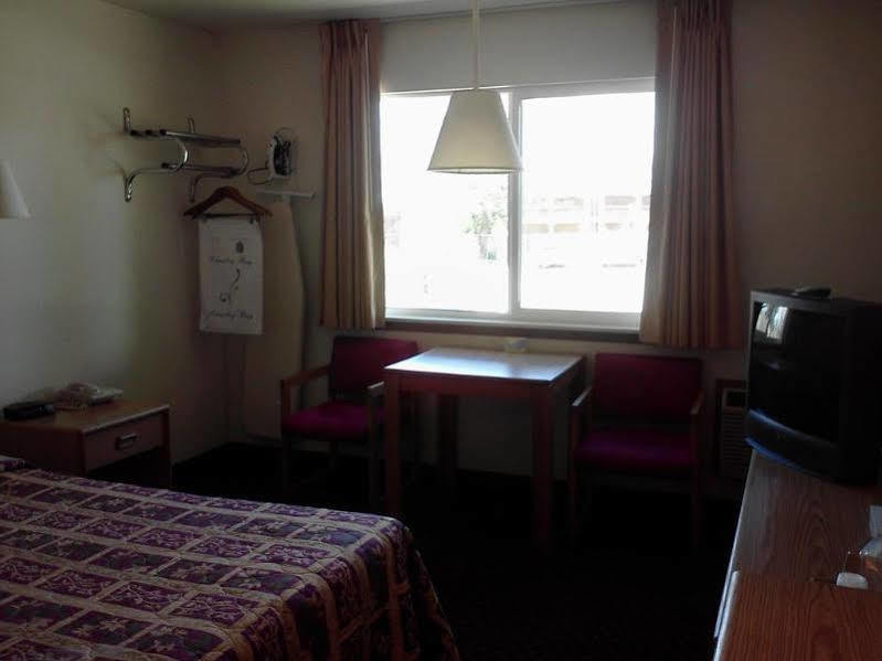 Days Inn By Wyndham Taos Eksteriør billede
